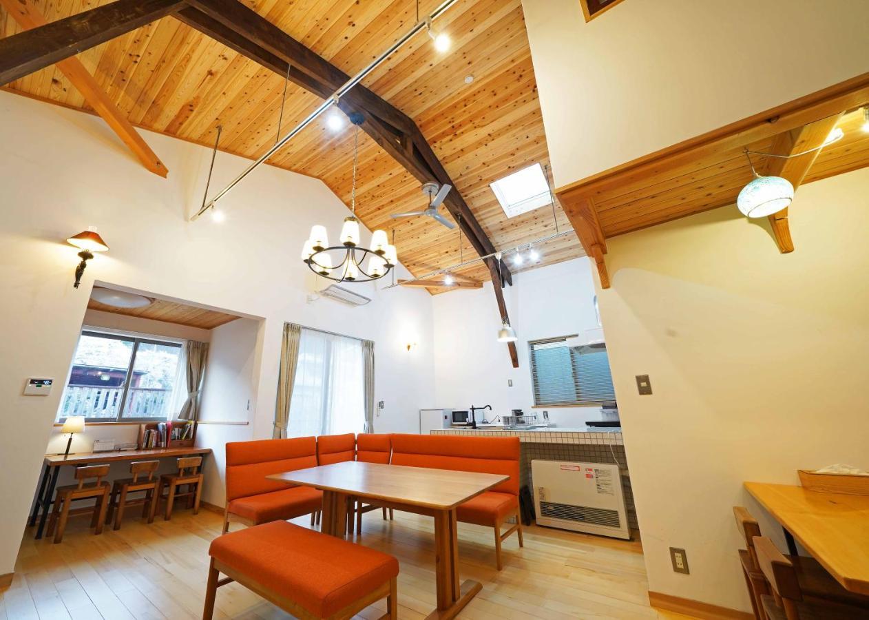 Villa つるば舎 Fujiyoshida Exterior foto