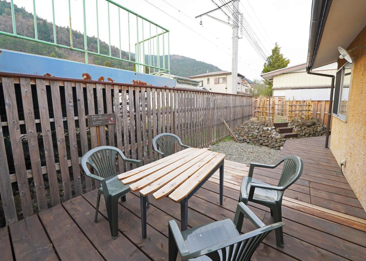 Villa つるば舎 Fujiyoshida Exterior foto