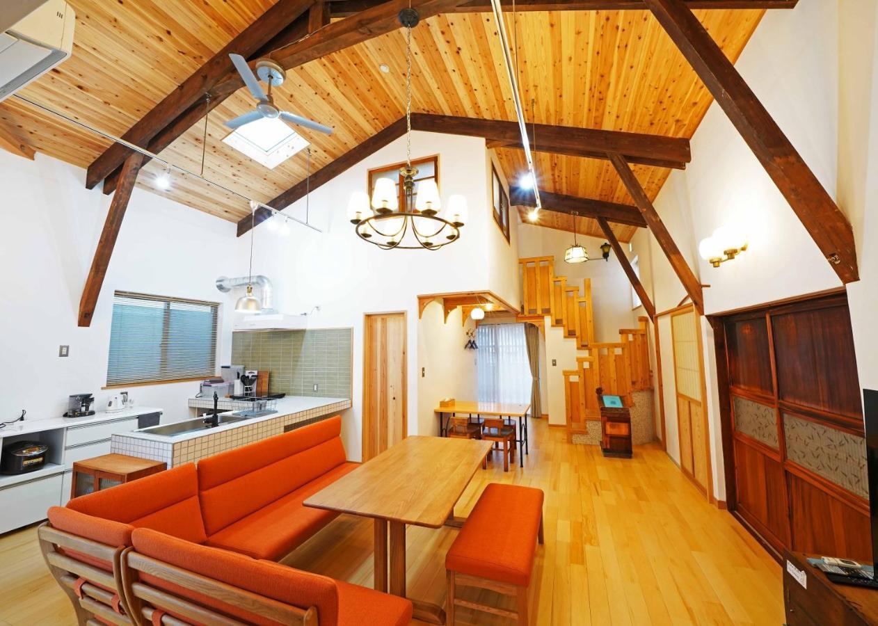 Villa つるば舎 Fujiyoshida Exterior foto