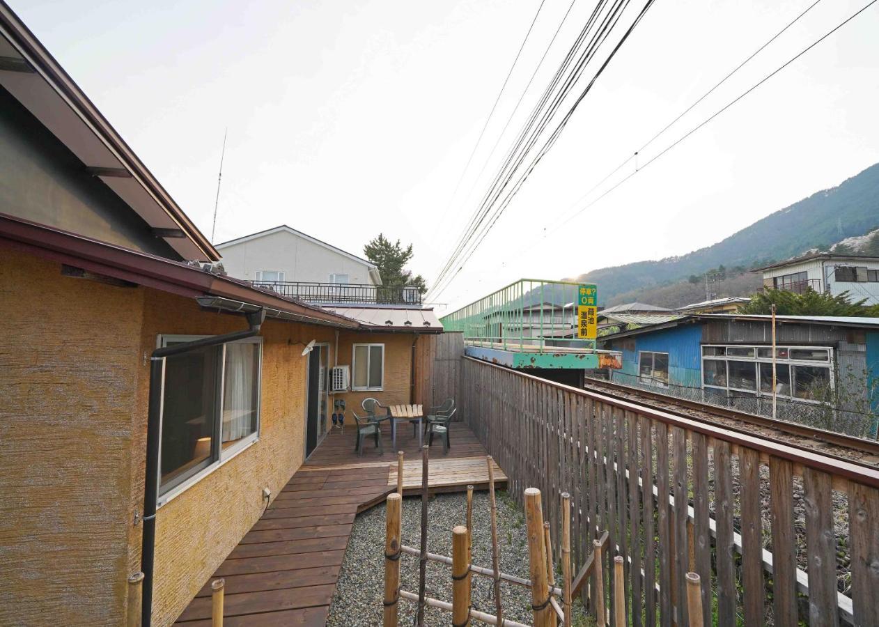 Villa つるば舎 Fujiyoshida Exterior foto