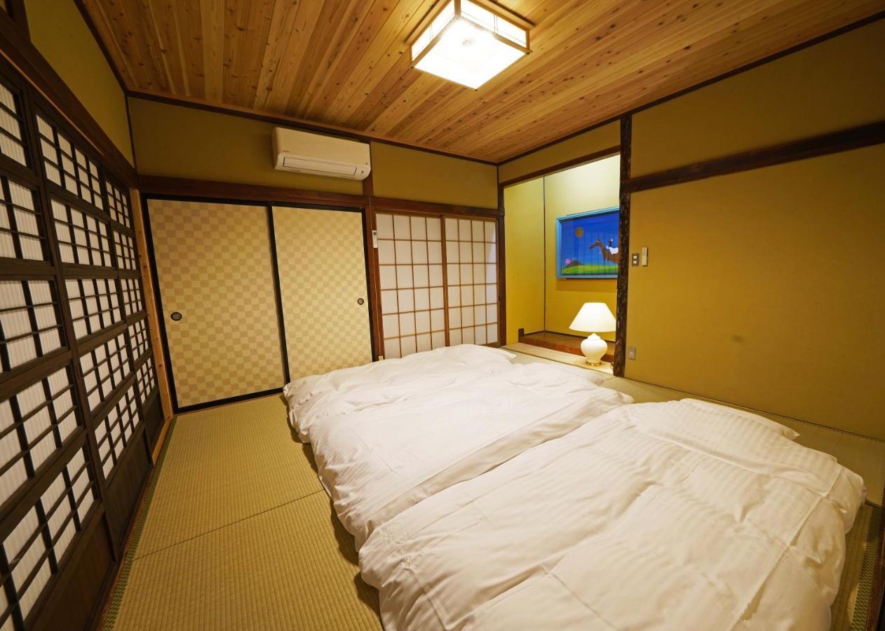 Villa つるば舎 Fujiyoshida Exterior foto